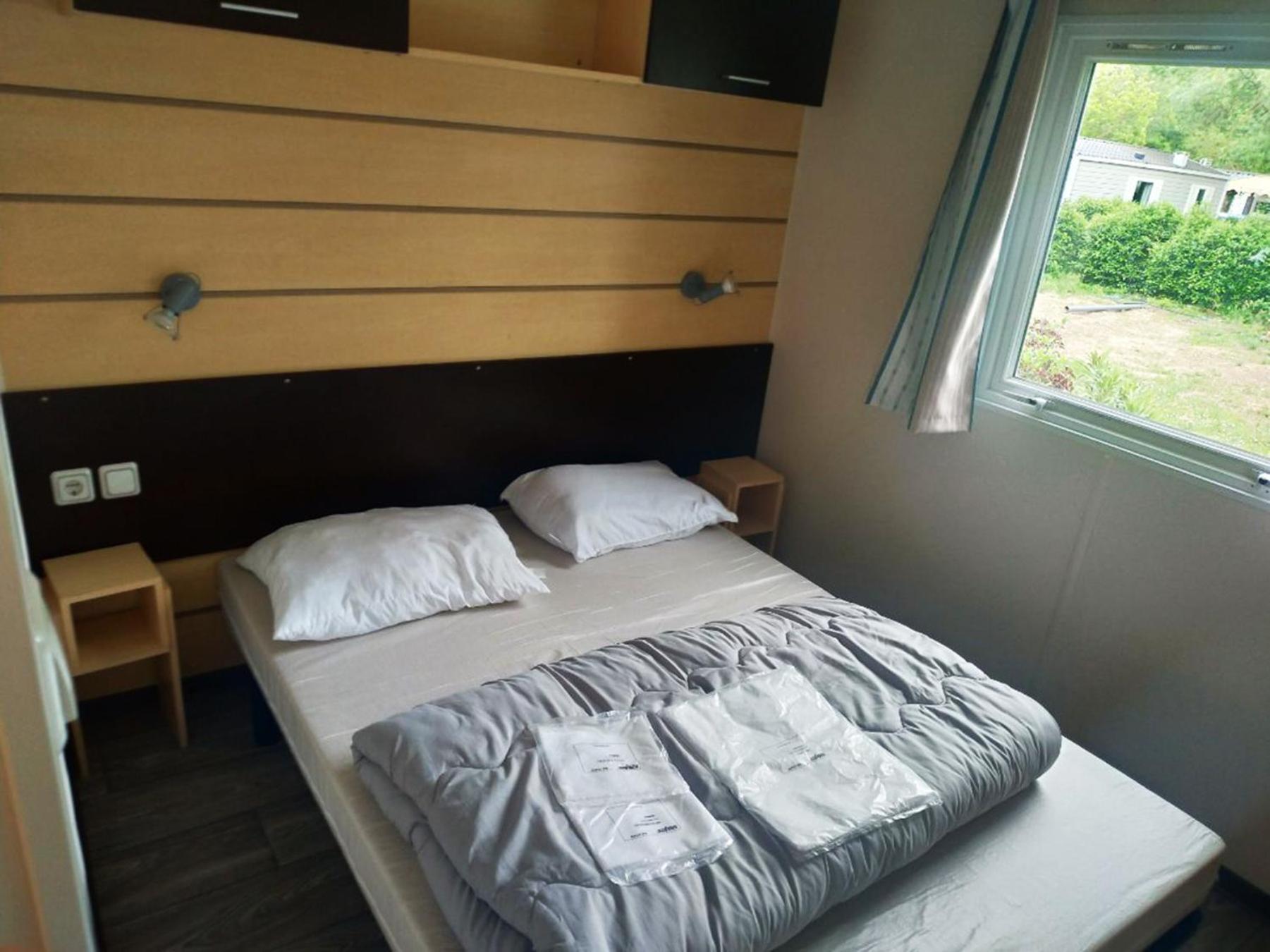 Camping Le Val De Cesse Mirepeisset Экстерьер фото